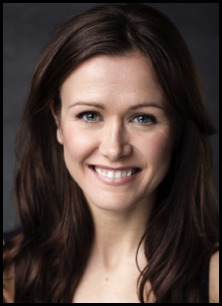 Elizabeth Carter Headshot